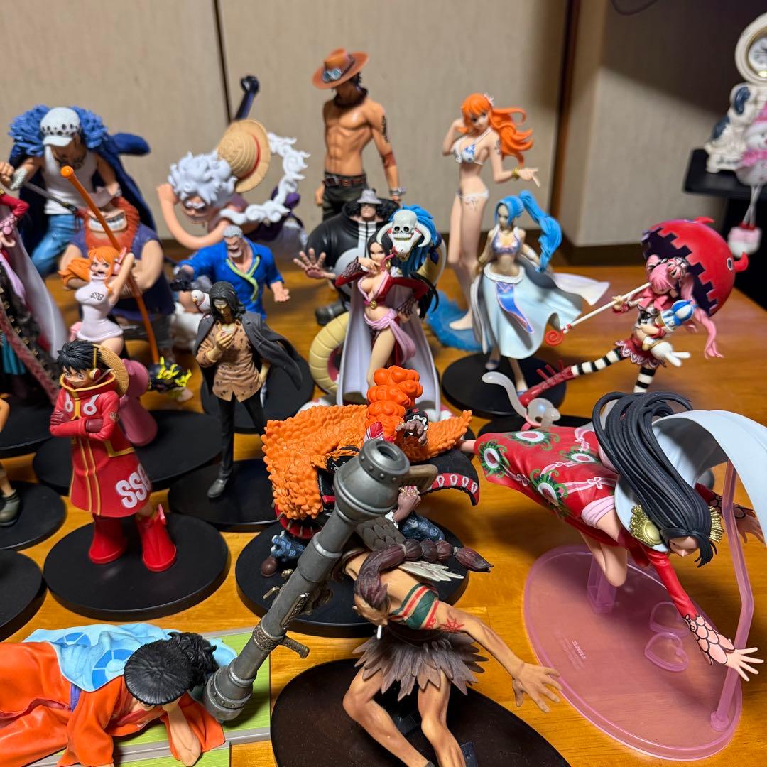 ワンピース フィギュア セット 35体 大量 まとめ売り - メルカリ