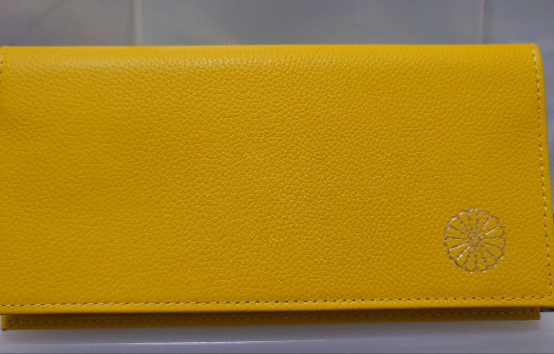 皇居財布　金運カラー　牛革　新品未使用 新品 皇居土産 長財布 本革製 金色 ( 皇居財布・開運財布・金運招福