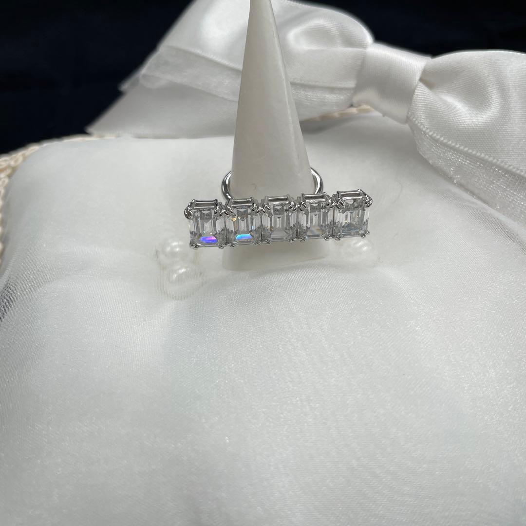 Swarovski Milleniaリング サイズ52