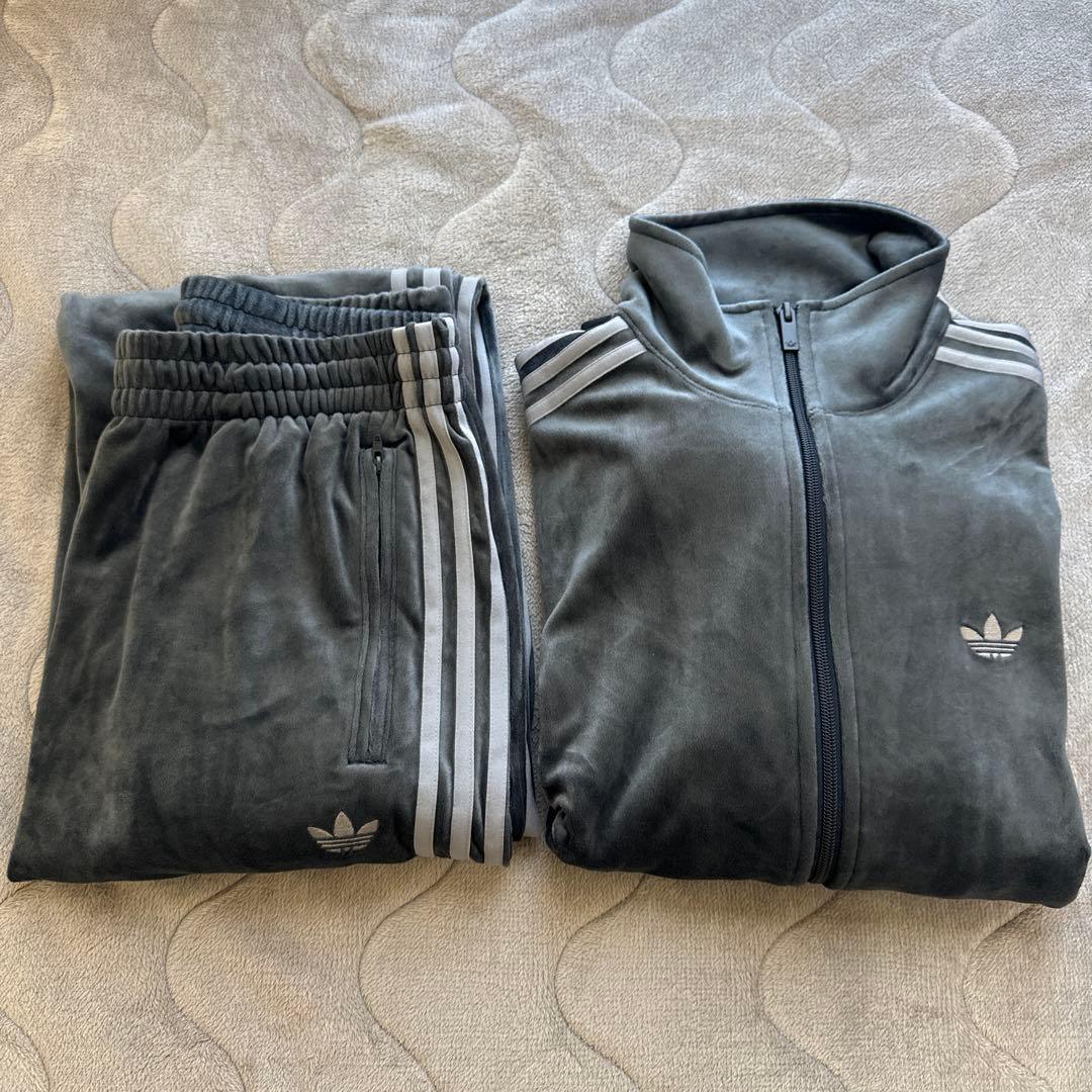 ウォーキング・ランニングウェア adidas orignalsFIREBIRD VELOUR TRACK S s-l400.jpg