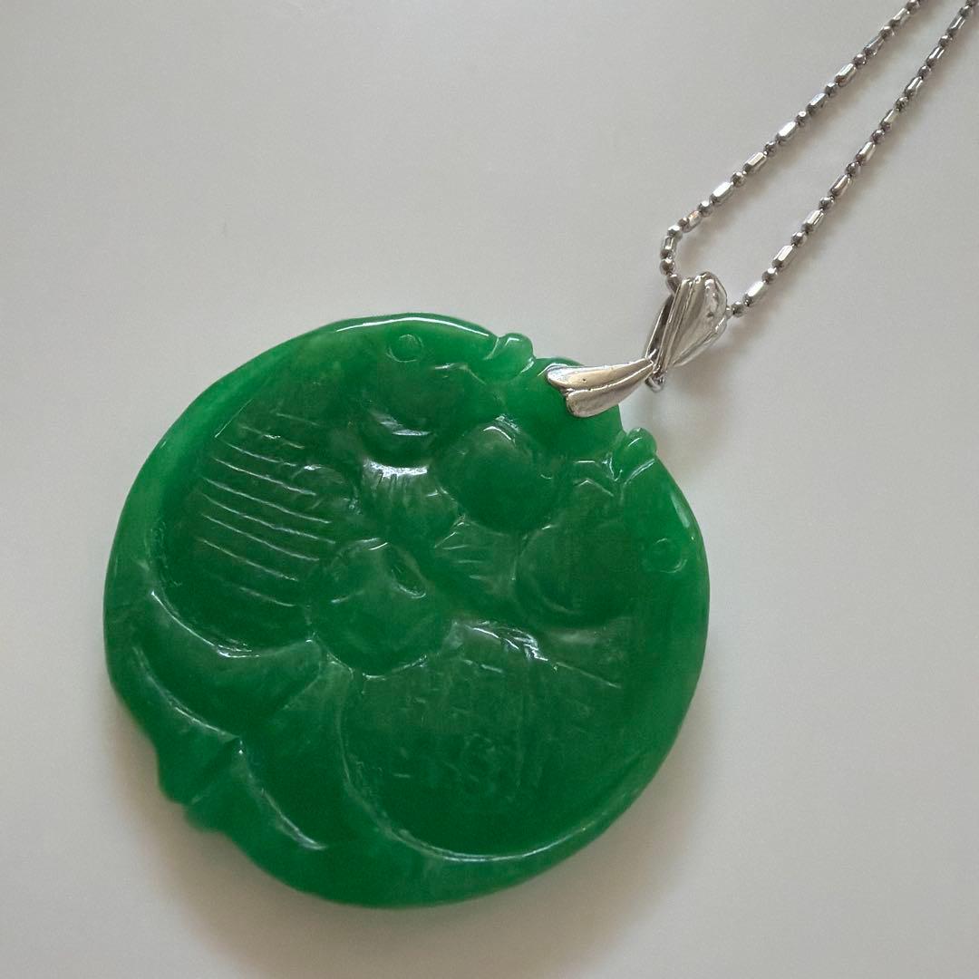 翡翠 魚彫刻 ネックレス - メルカリ