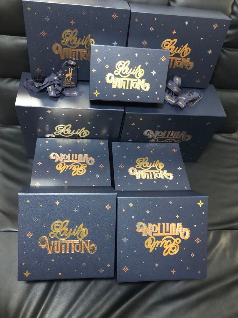 ルイヴィトン　ホリデー限定　バッグ等の箱9箱　大サイズ、中サイズ 楽天市場】【単品購入可 / 訳あり】LOUIS VUITTON ルイ・ヴィトン 専用