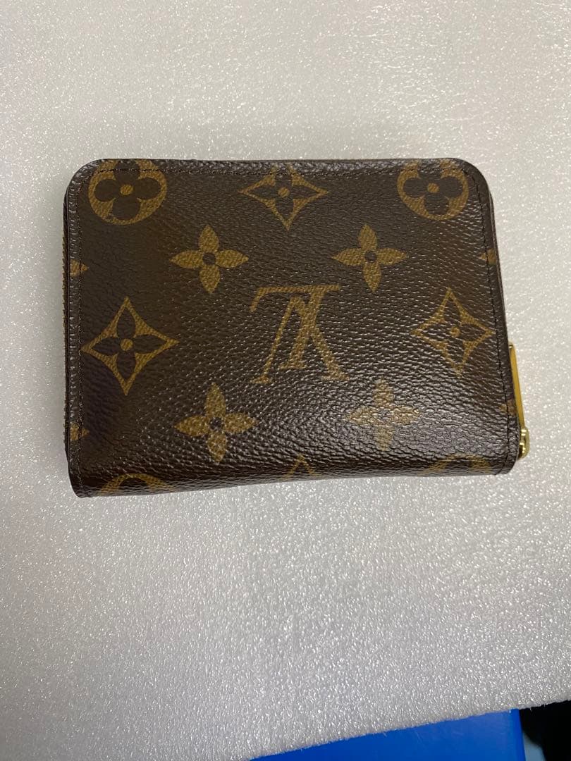 ルイヴィトン モノグラム ケース ジッピーパース