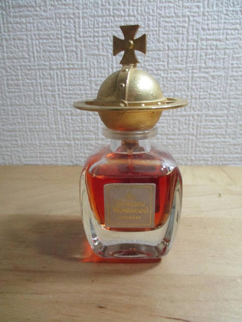 レア　ヴィヴィアンウエストウッド　ブドワール　３０ｍｌ　ＥＤＰ　ほぼ未使用品 Vivienne Westwood（ヴィヴィアンウエストウッド） ブドワール EDP SP