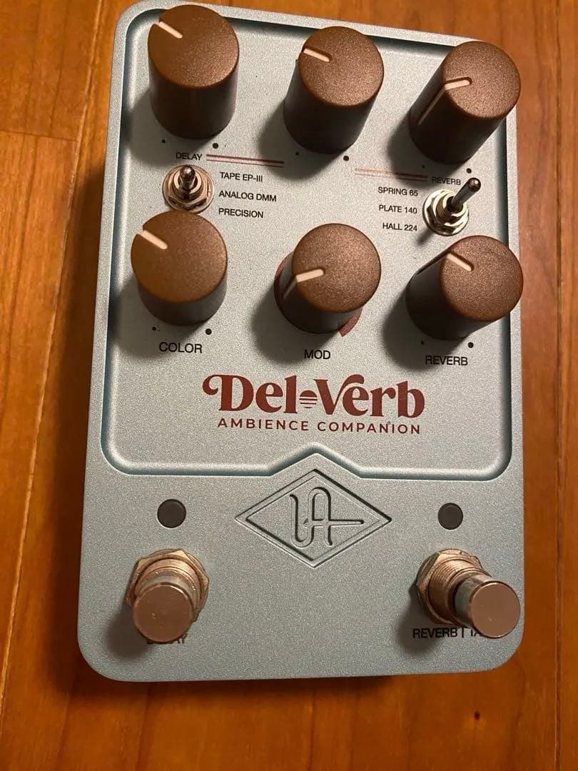 UAFX DelVerb AmbienceCompanion ディレイ/リバーブ Amazon.com: Universal Audio UAFX Del-Verb Ambience Companion Delay
