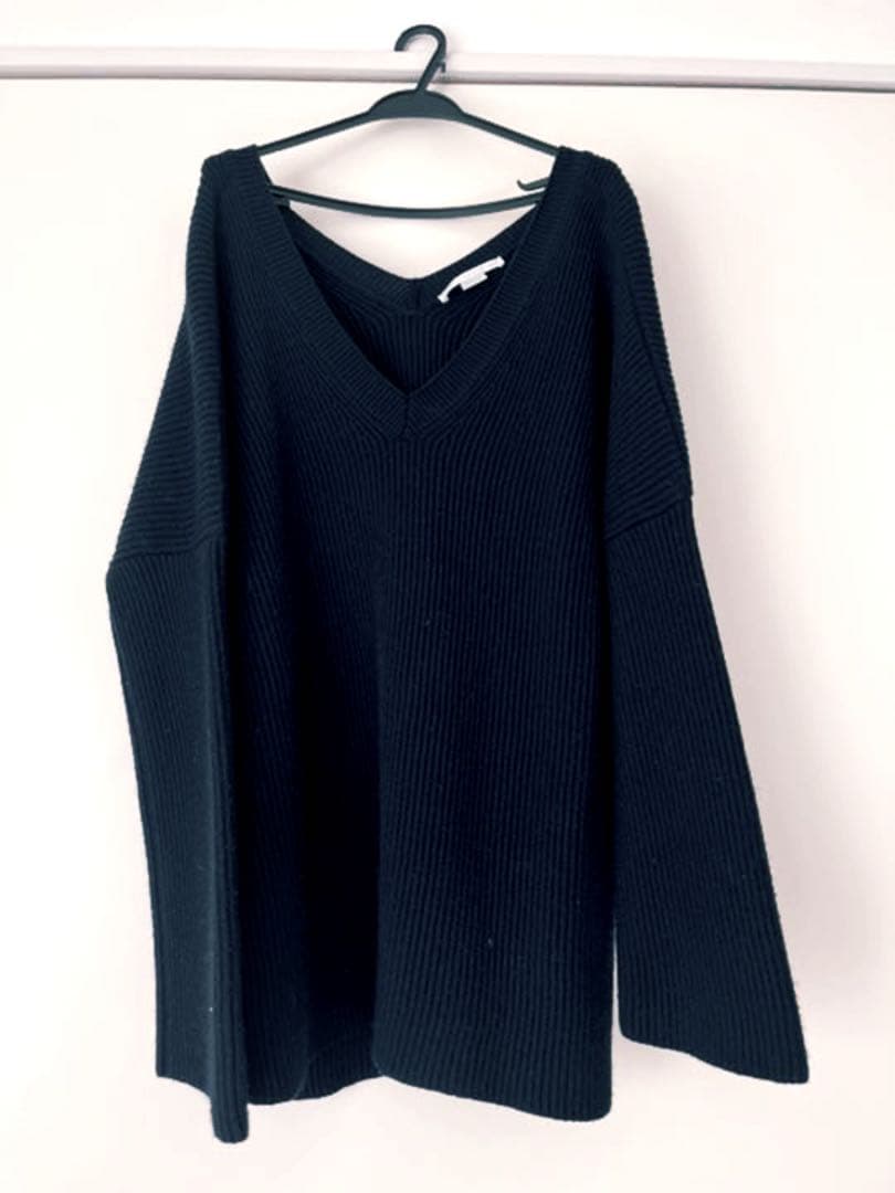 トップス Stella McCartney Virgin Wool V-Neck