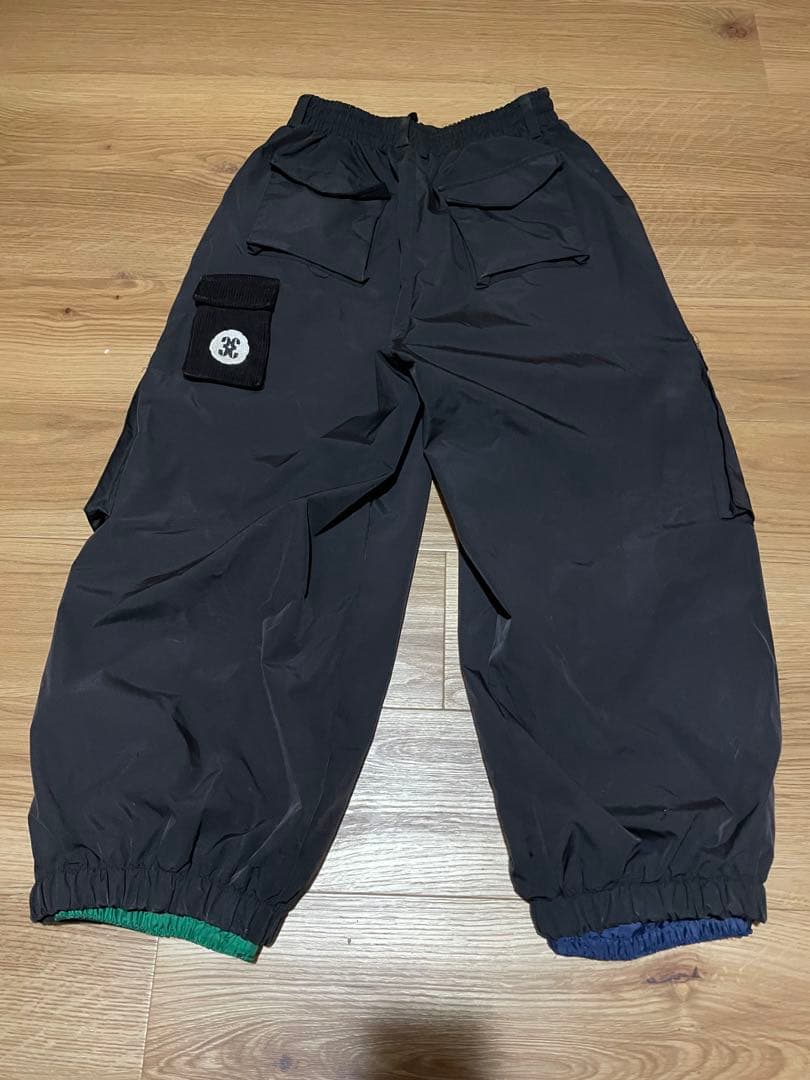 Arsenic スノーパンツ ワイドパンツ - メルカリ