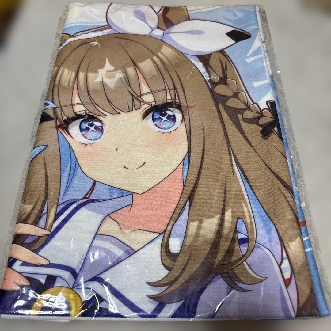 ウマ娘プリティーダービー 公式応援タオル アーモンドアイ - メルカリ