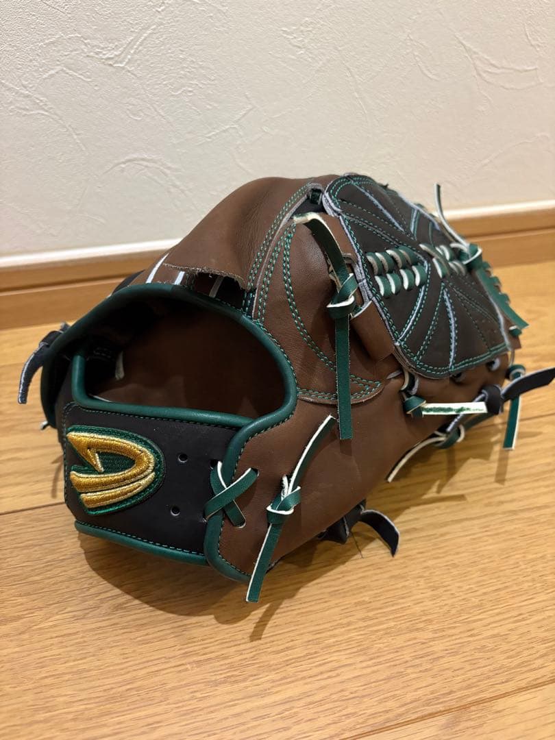 ディークエスト　オーダー　軟式投手用グラブ　新品未使用