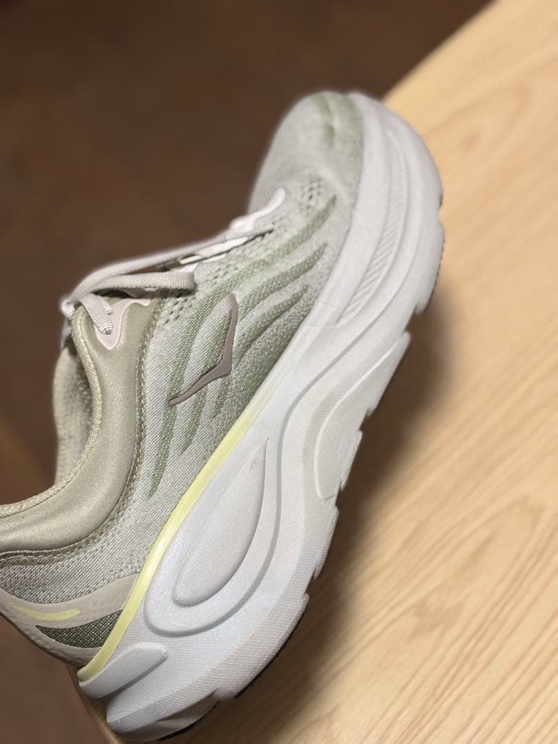HOKA BONDI 9 グラスランド / オイスター マッシュルーム - メルカリ