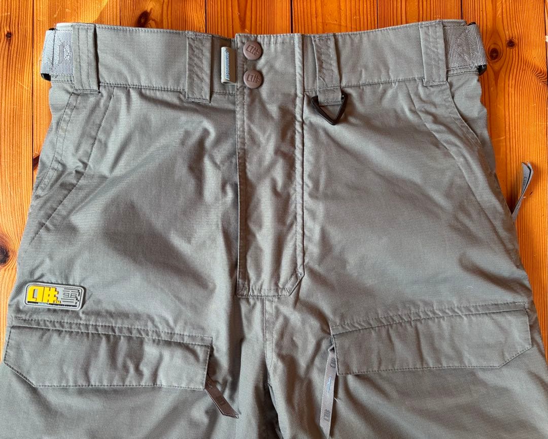 希少/Alphanumeric/アルファヌメリック 】スノーウェア上下セット