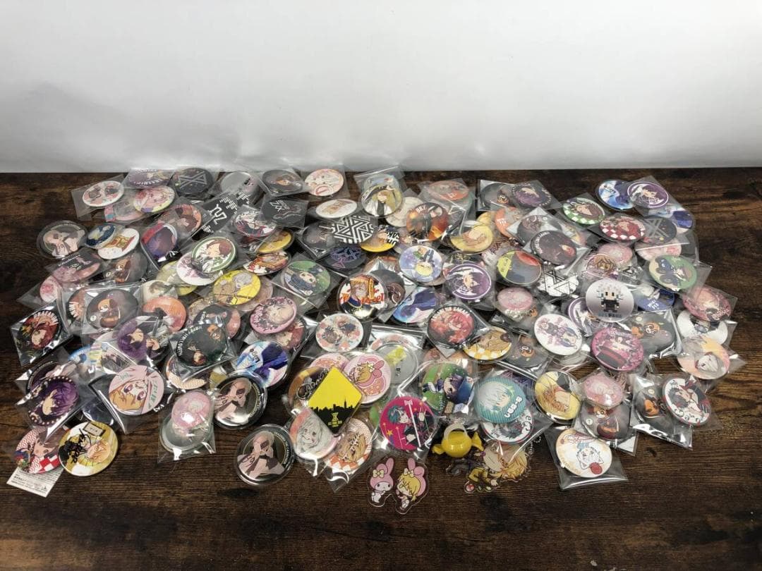 歌い手 缶バッジ まとめ 大量 めいちゃん 浦島坂田船 XYZ など