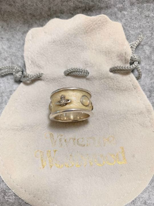 Vivienne Westwood キングリング　アイボリー　Mサイズ