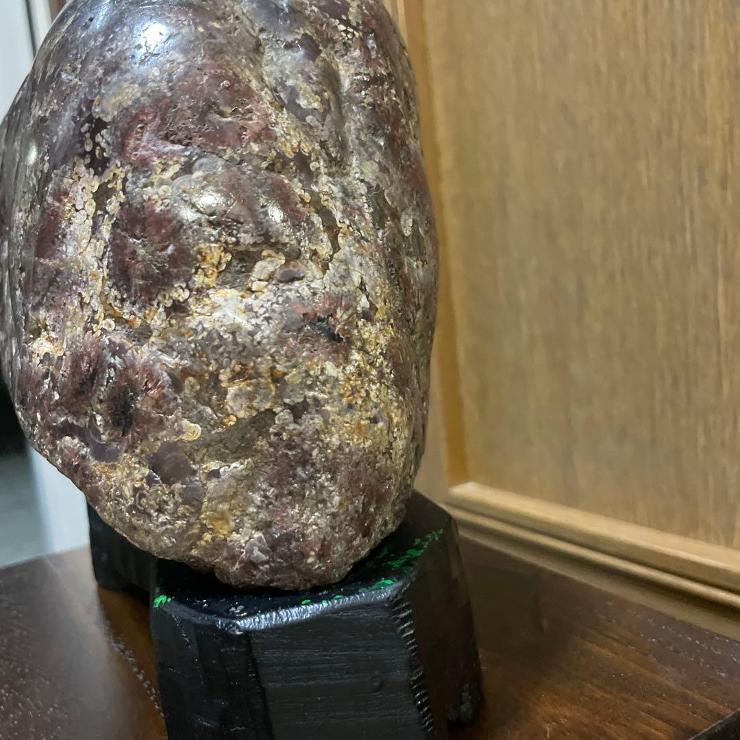 梅花石 およそ5㌔ 鑑賞石 観賞石 水石 盆石 天然石 置物 鉱物 台付