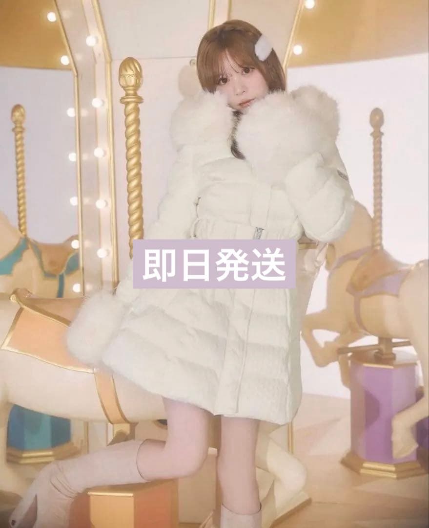 ミシェルマカロン ケーブル柄ベルトダウンコート ミシェルマカロン ケーブル柄ベルトダウンコート フリーサイズ