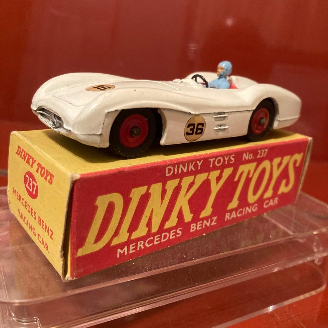 Dinky Toys No.237 メルセデス・ベンツ レーシングカー