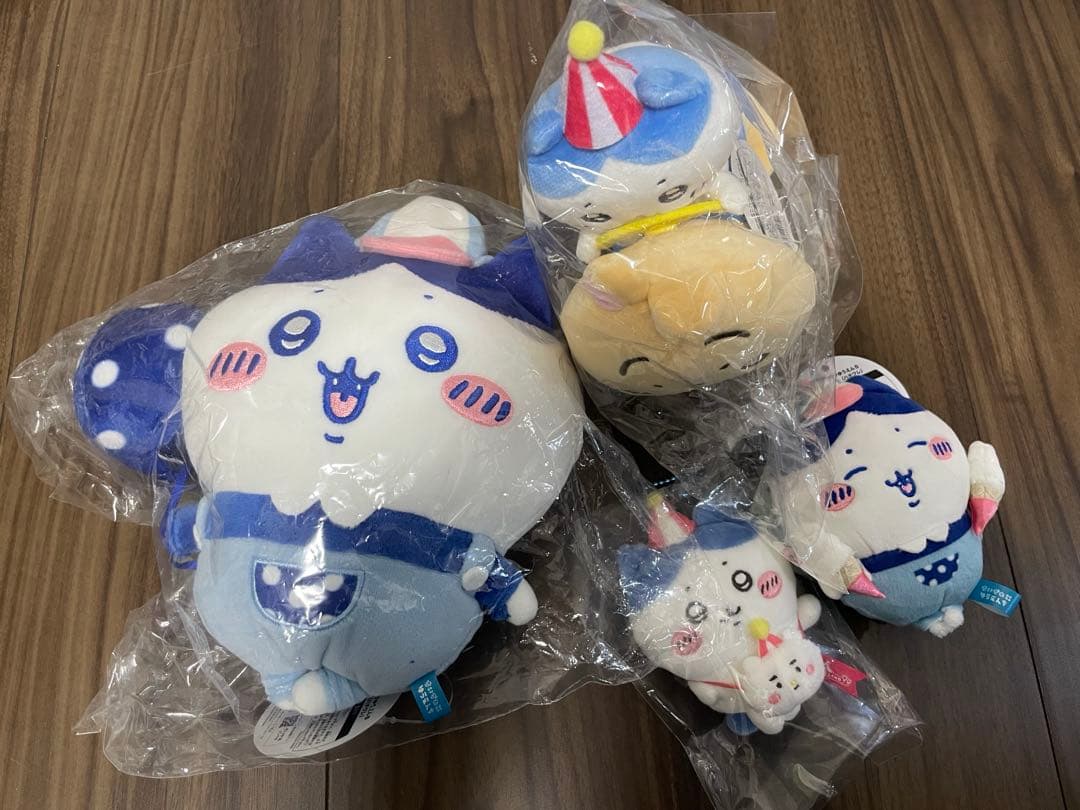 ちいかわワクワクゆうえんち ハチワレ ぬいぐるみ マスコット 4点セット