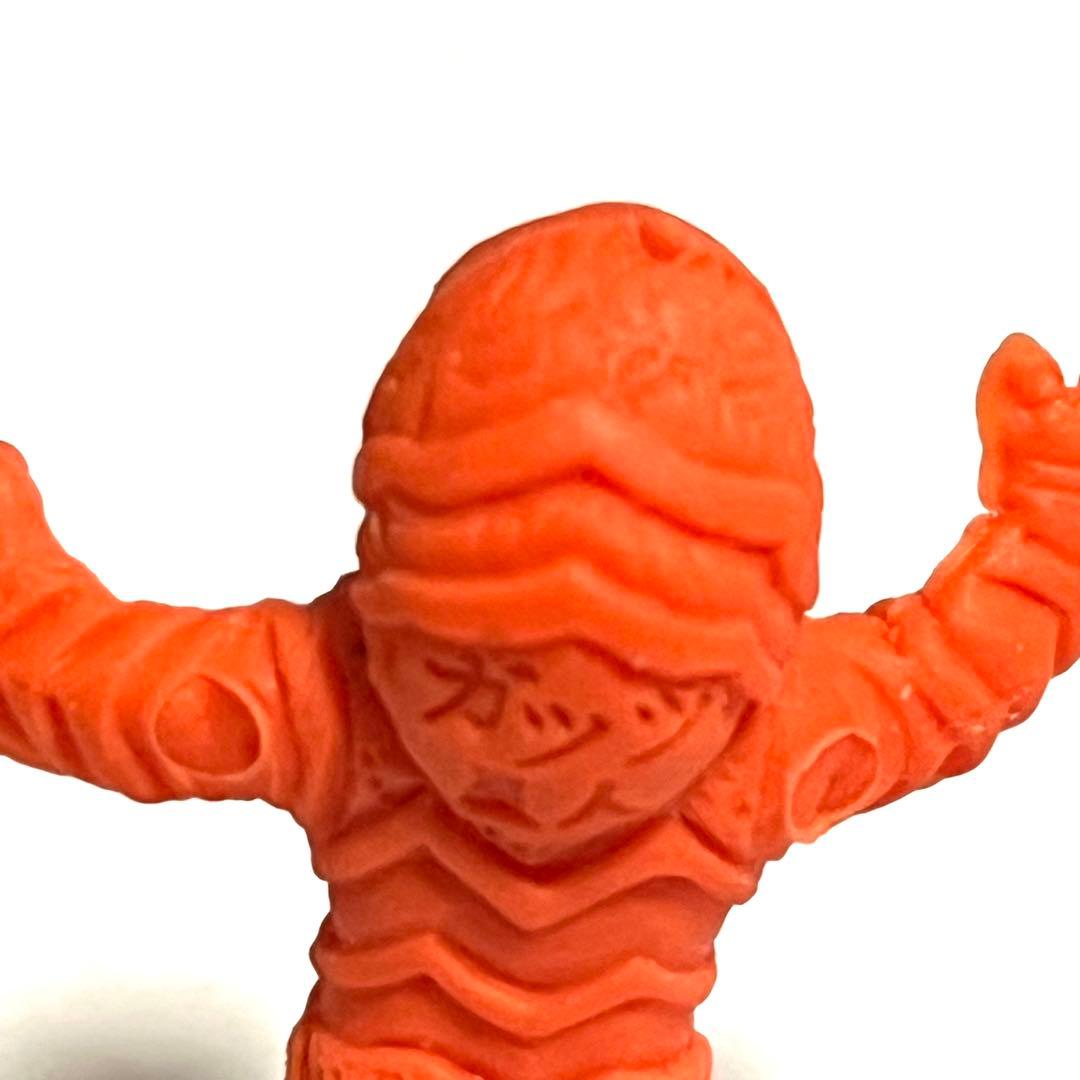 □当時物・レトロ□ウルトラマン・怪獣消しゴム ⑥・ガッツ星人・円谷