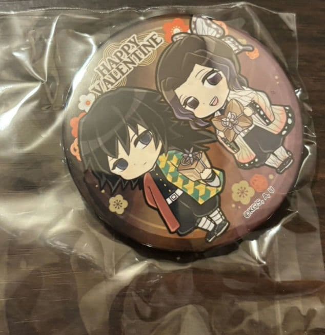 μ*✼様 鬼滅の刃　プリロール　バレンタイン　缶バッジ　義勇　しのぶ