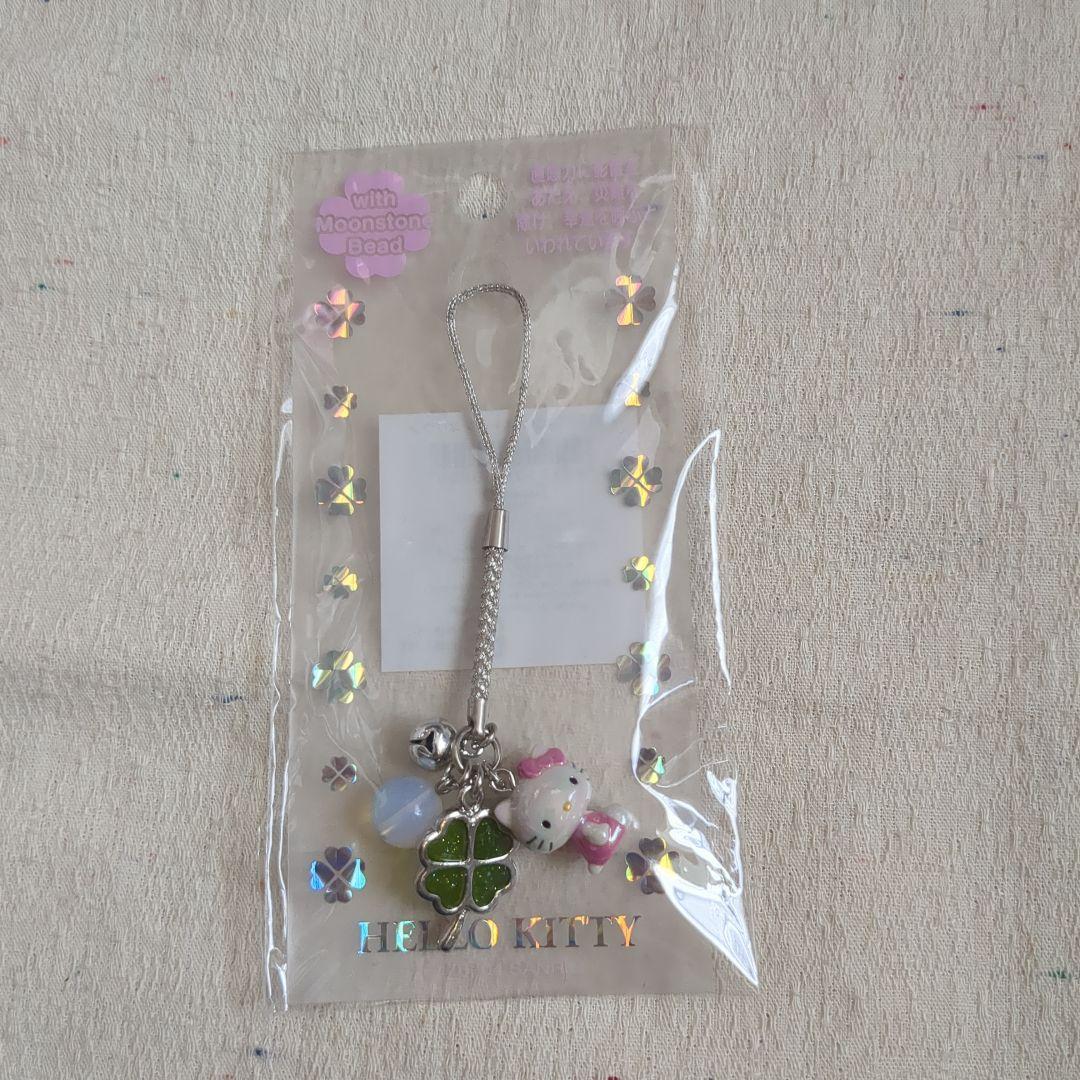 キティちゃんの根付け　★未開封　クローバー　ストーン　幸運