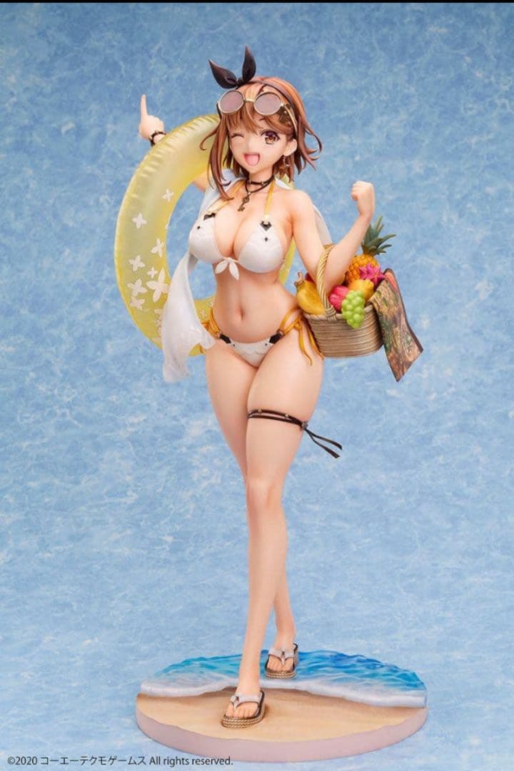 ライザリン・シュタウト　水着Ver.　1/4　フィギュア　デザインココ　アトリエ