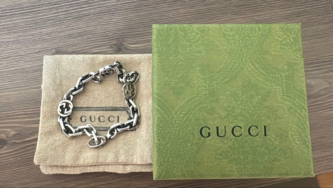 GUCCI シルバーチェーンブレスレット 保存袋付き