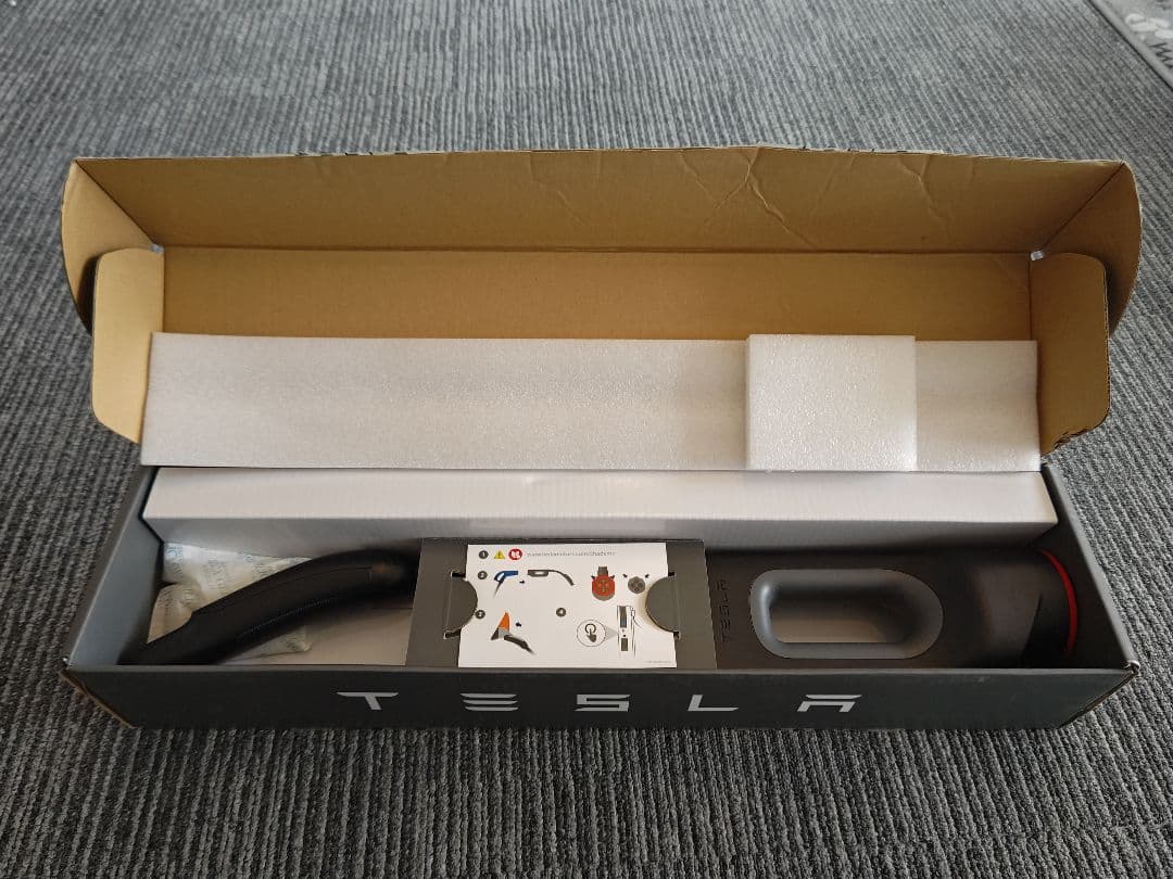 数回のみ使用」テスラ チャデモ アダプター tesla CHAdeMO - メルカリ