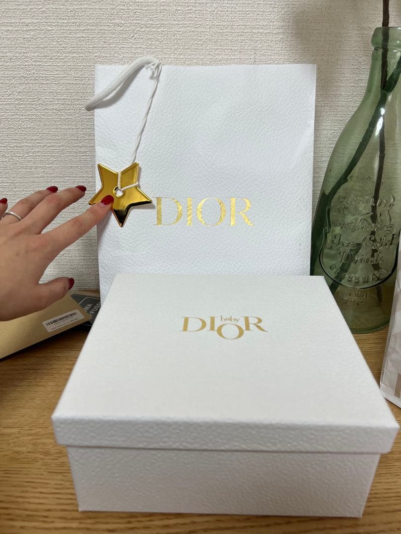 【mari】ディオール　ベビー　ボディミルク　そのままギフトセット