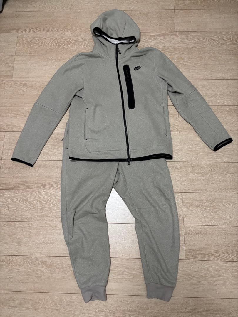 ナイキ　テックフリース セットアップ メンズ　Lサイズ　グレー