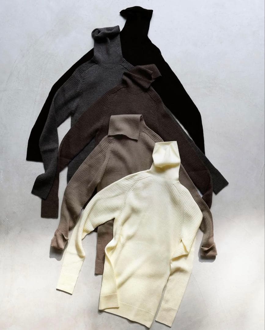 ハグオーワー／ホールガーメントタートルネックセーター