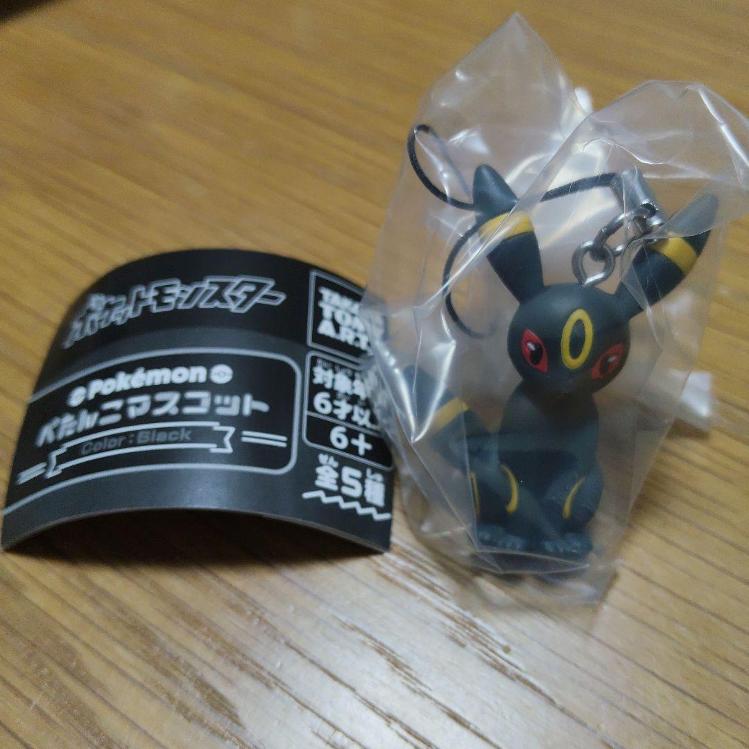 ポケモン ぺたんこ マスコット ブラッキー ストラップ - メルカリ