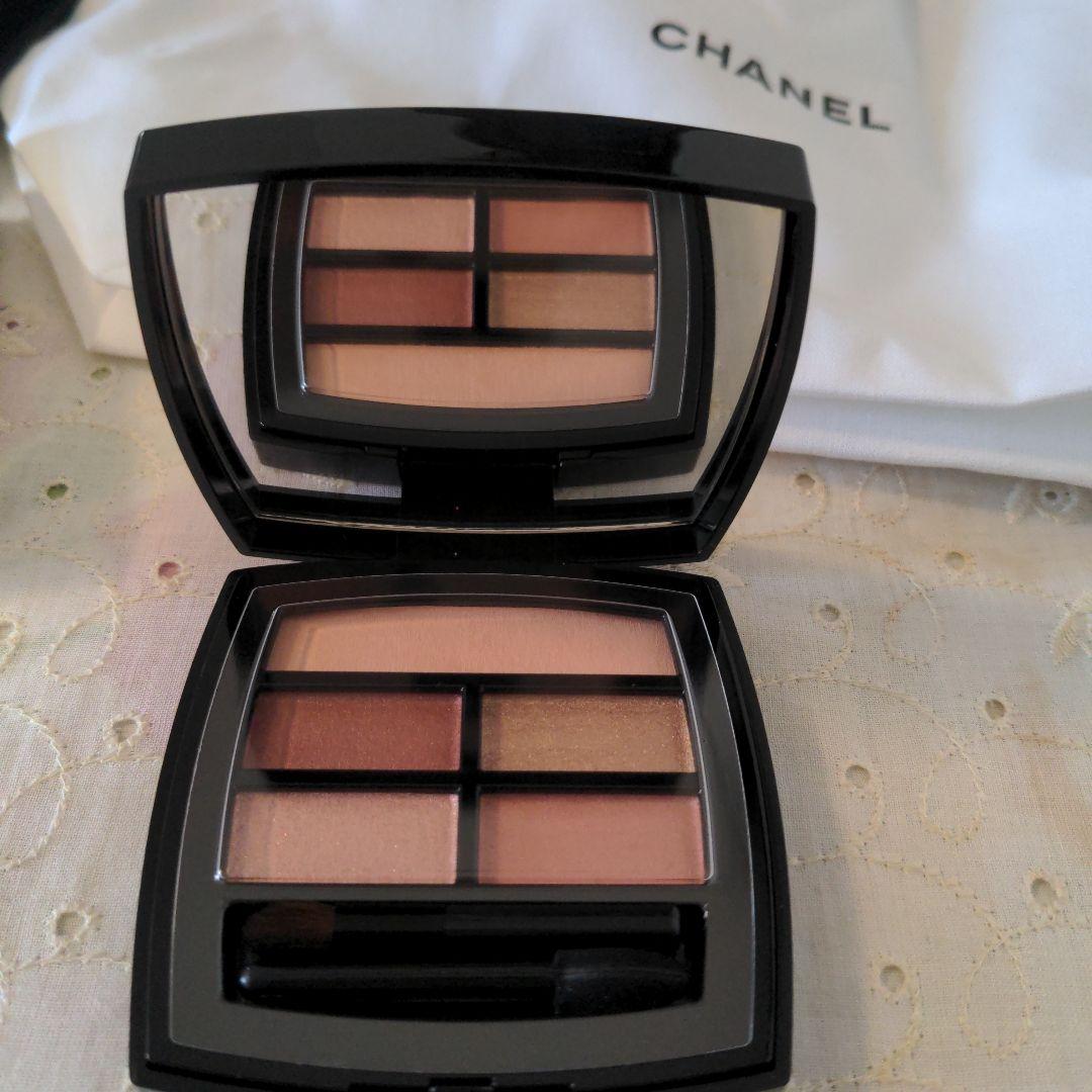 MN様　新品未使用CHANEL LES BEIGES アイシャドウパレット