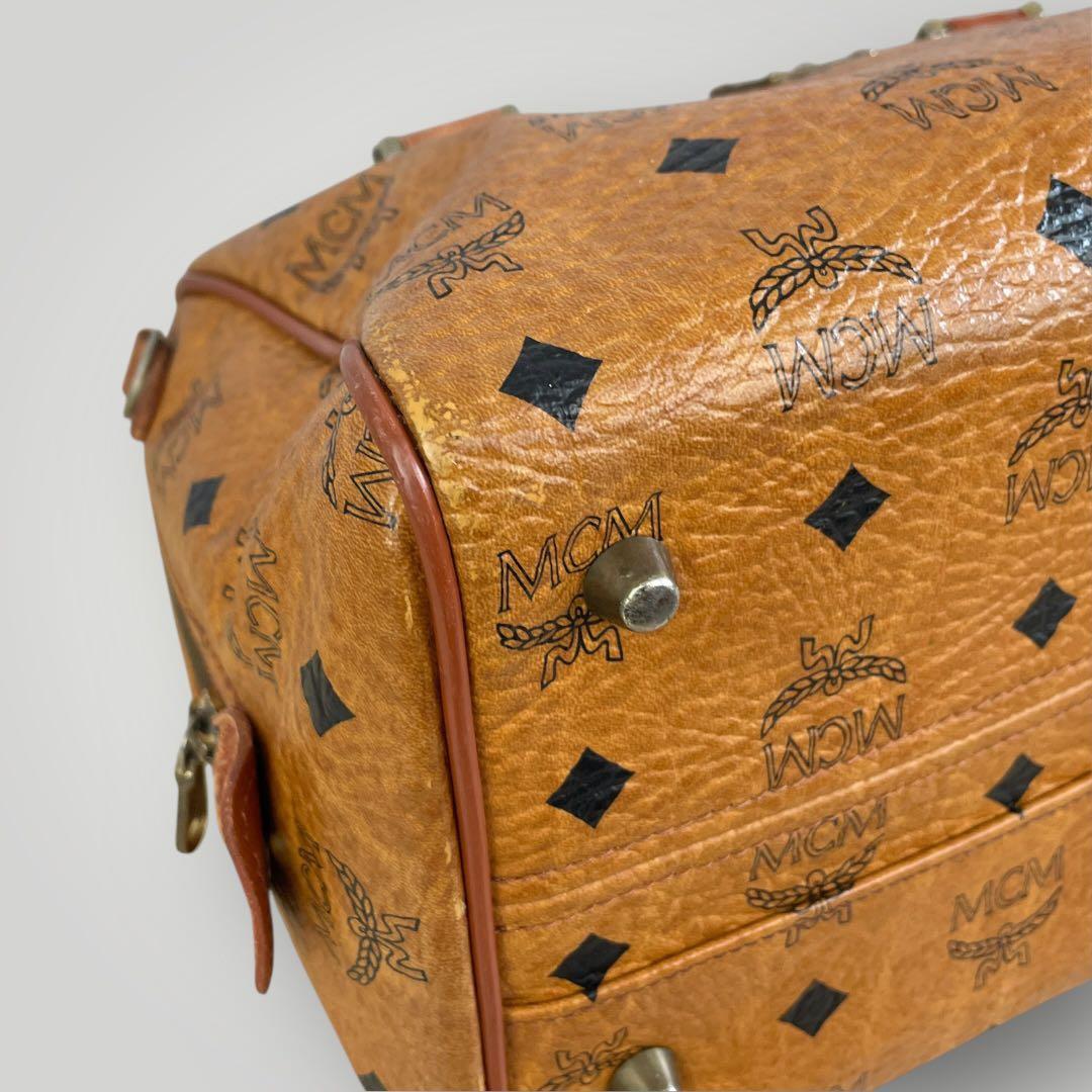 美品 MCM ミニボストンバッグ ヴィセトス ゴールド金具 ロゴプレート