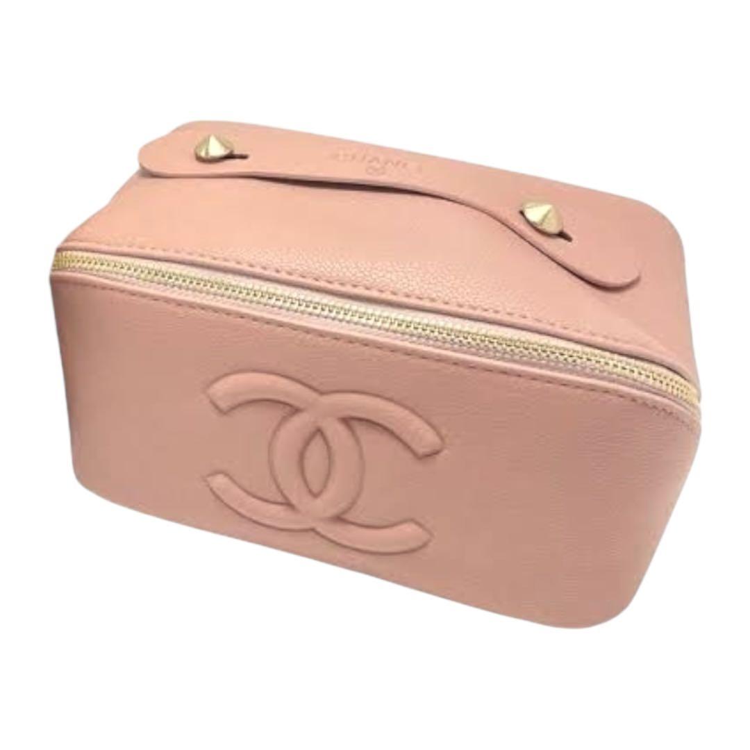 新品未使用】 CHANEL ピンク レザー コスメポーチ - メルカリ