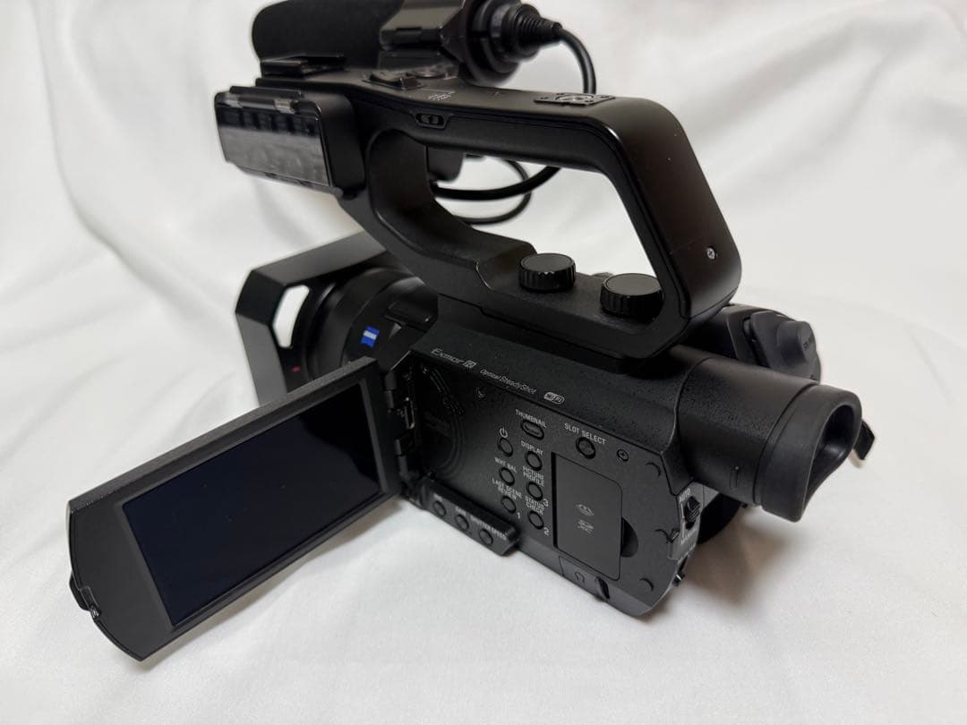 SONY XDCAM （17年製）pxw-x70業務用ビデオカメラ 本体 - メルカリ
