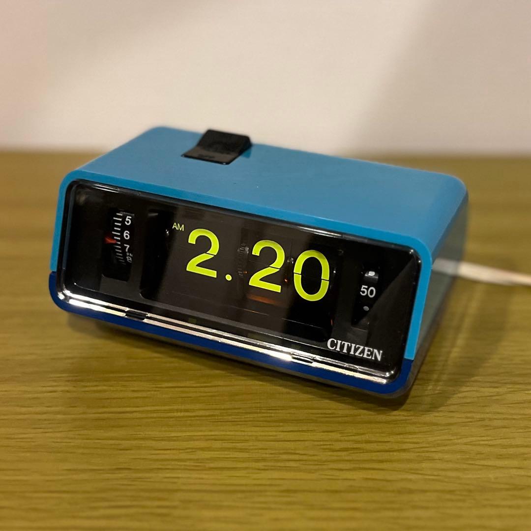 【メンテ済み・動作正常】CITIZENパタパタ時計 ハイリーフ・カーチス 水色