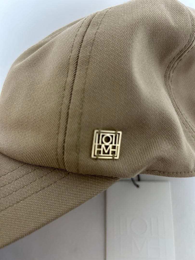 美品・希少ターザンファッション - 新品未使用 totême カーキベージュ