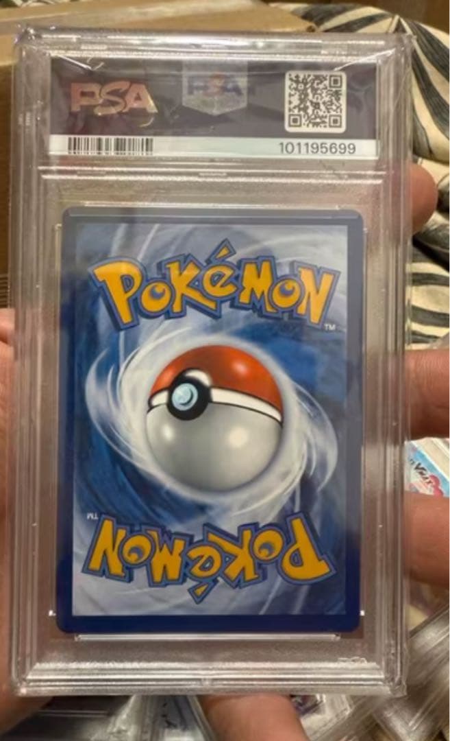 初代英語版サトシ直筆サイン】ゴッホピカチュウ AUTO10/PSA8 - メルカリ