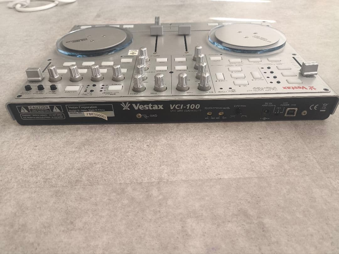 Vestax VCI-100 DJコントローラー（本体のみ） - メルカリ