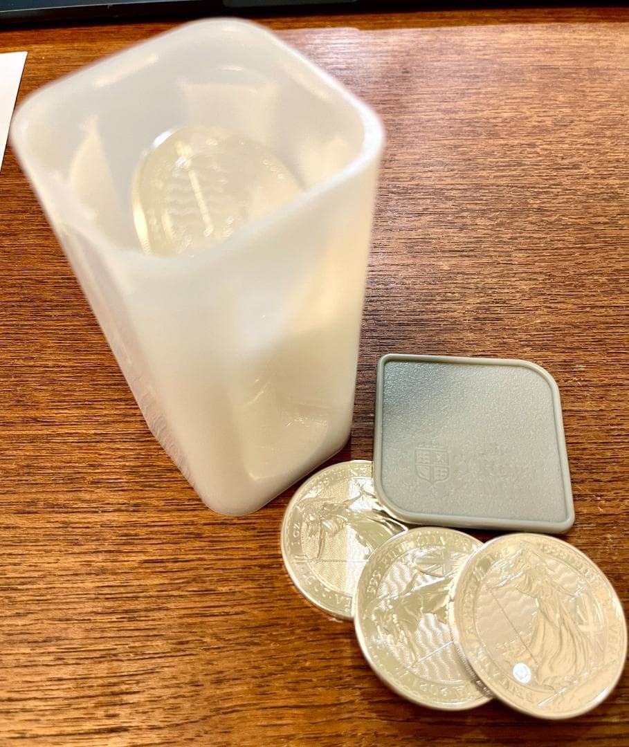 20021年 1oz シルバー ブリタニア コイン イギリス エリザベス - メルカリ