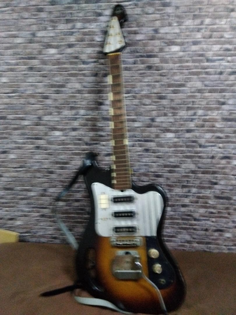 TEISCO TG-64　ビザール　ギター