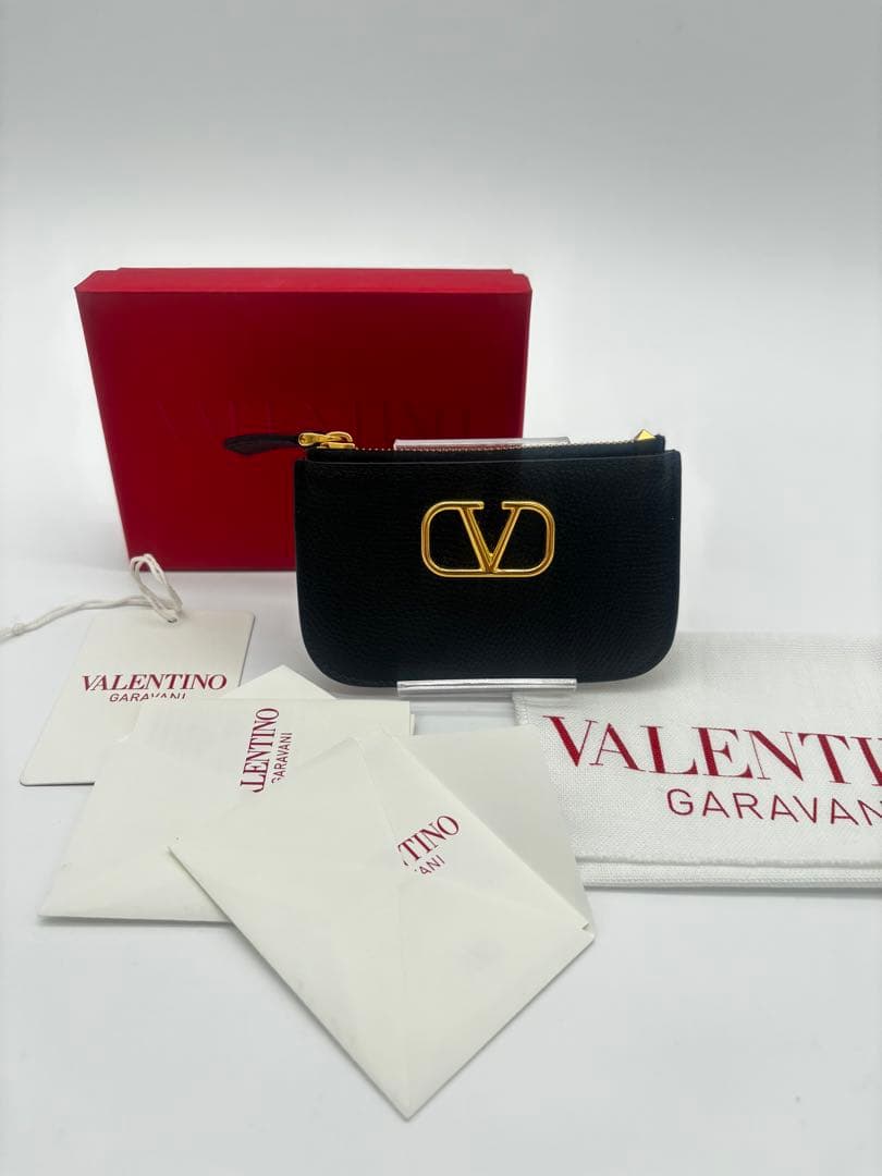 極美品✨箱付き　ヴァレンティノVALENTINO　ケース