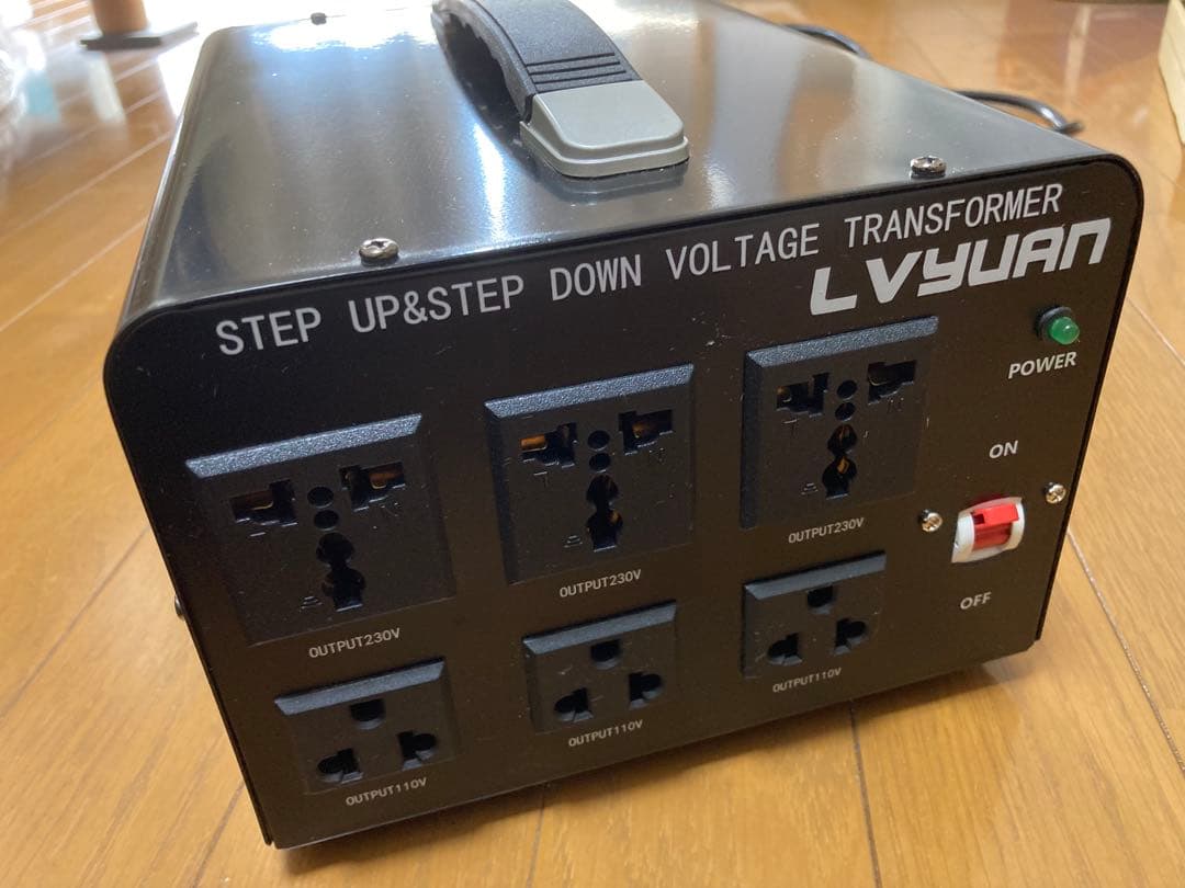 LVYUAN 変圧器 大容量3000VA(220V↔︎110V)