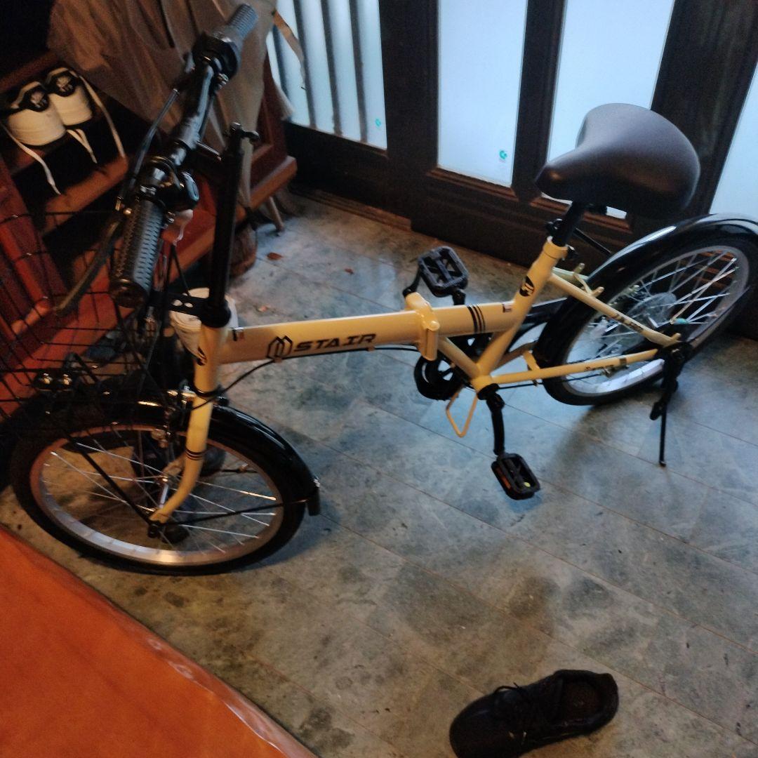 折り畳み自転車 20インチ シマノ６段変速 カゴ　ライト　チェーン　空気入れ