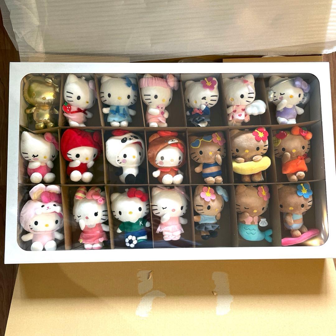 アベイル　キティ21個　マスコットチャーム　50周年　ゴールド