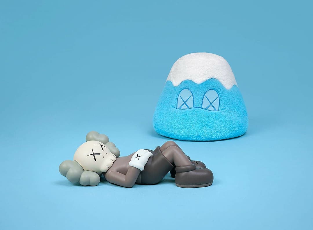 【デッドストック 新品未使用】KAWS HOLIDAY JAPAN カウズ