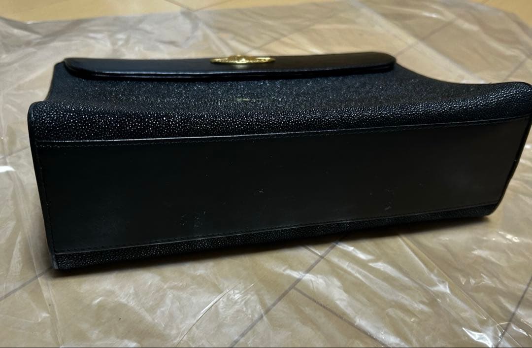 希少 ガルーシャ エイ革 スクラッチ ハンドバッグ ゴールドロゴ - メルカリ