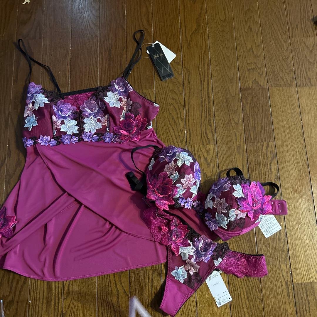 サルートキャミソールL、E75、ソングM3点セット