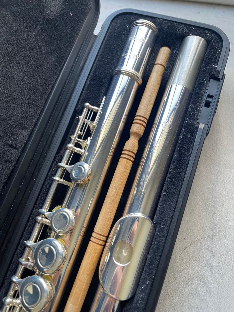 YAMAHA YFL-211 フルート 銀メッキ仕様 ハードケース付き - メルカリ