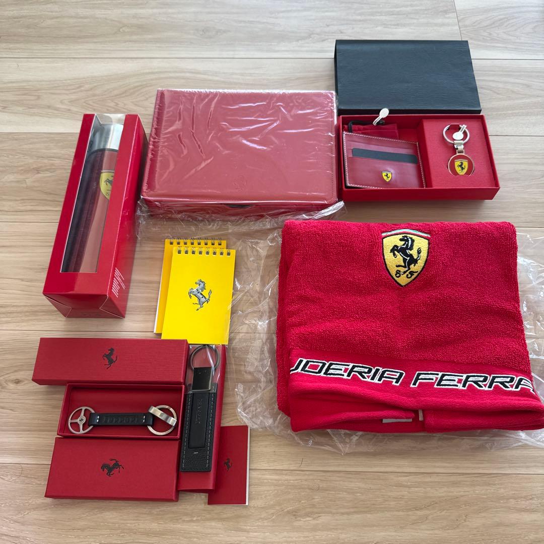 Ferrari フェラーリ　オフィシャルグッズ　納車時　セット